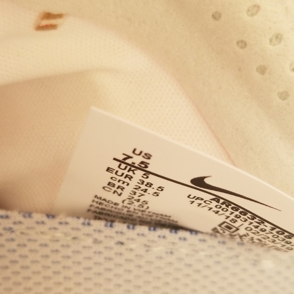 NWOT Nike Air Vapormax - Picture 5 of 8